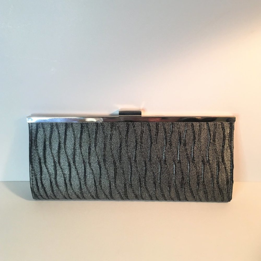Style & Co silver and grey clutch purse